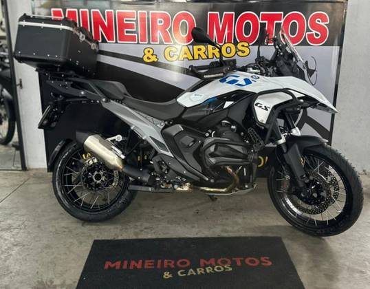 BMW R 1300 GS PLUS 